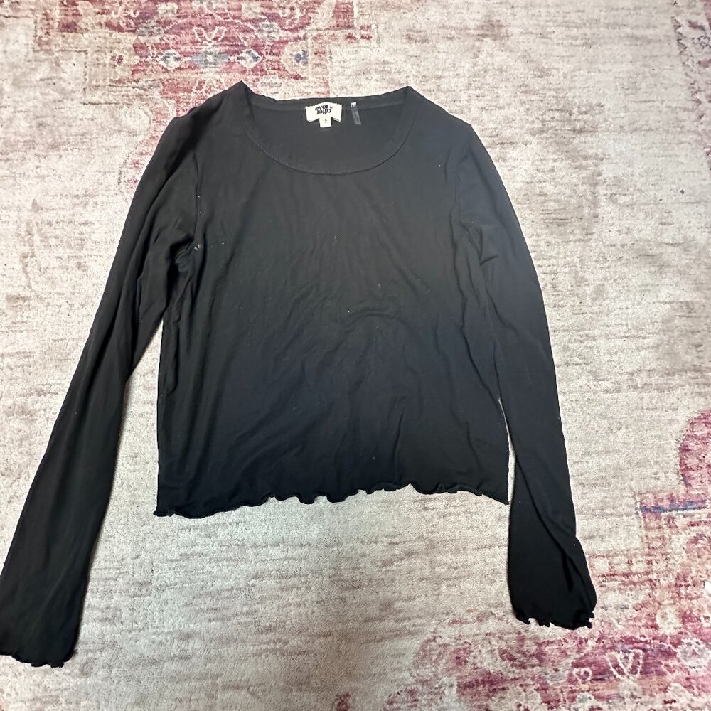 ever after Kids Girls Black Long Sleeve Shirt  Size 12 Yrs in Great Shape!!